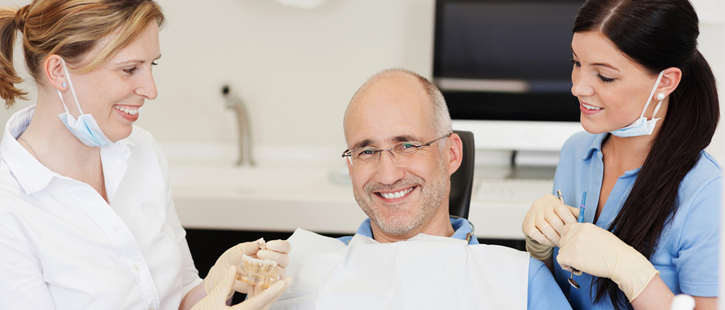 dental-implant-for-the-elderly